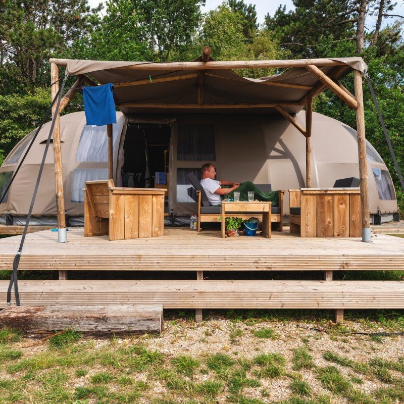Glamping und Ferienhäuser